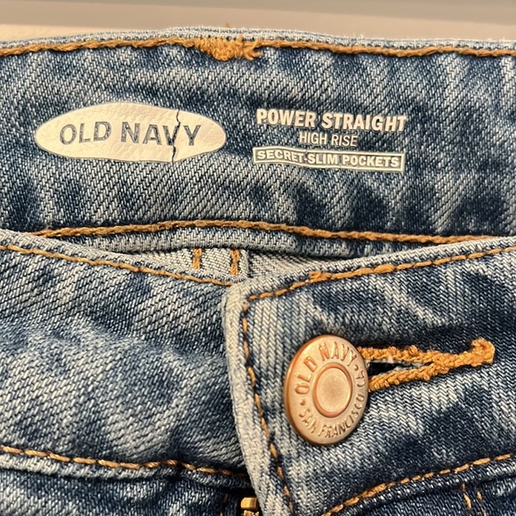 Women’s Old Navy Size 10 Power Straight High Rise Secret Slim Pocket Jean - Picture 4 of 5